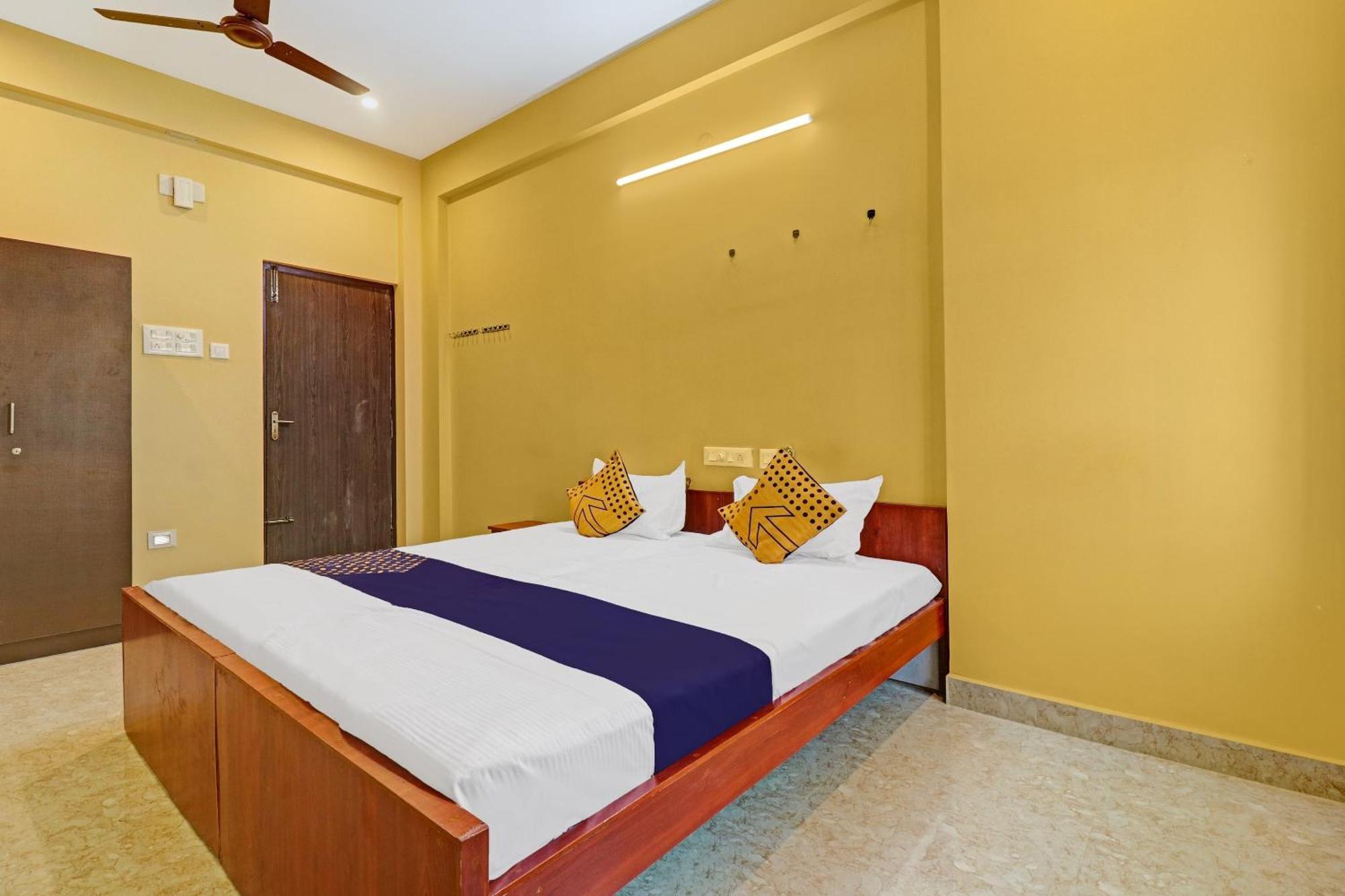 Spot On Kayal Residency Hotel Coimbatore Exterior foto