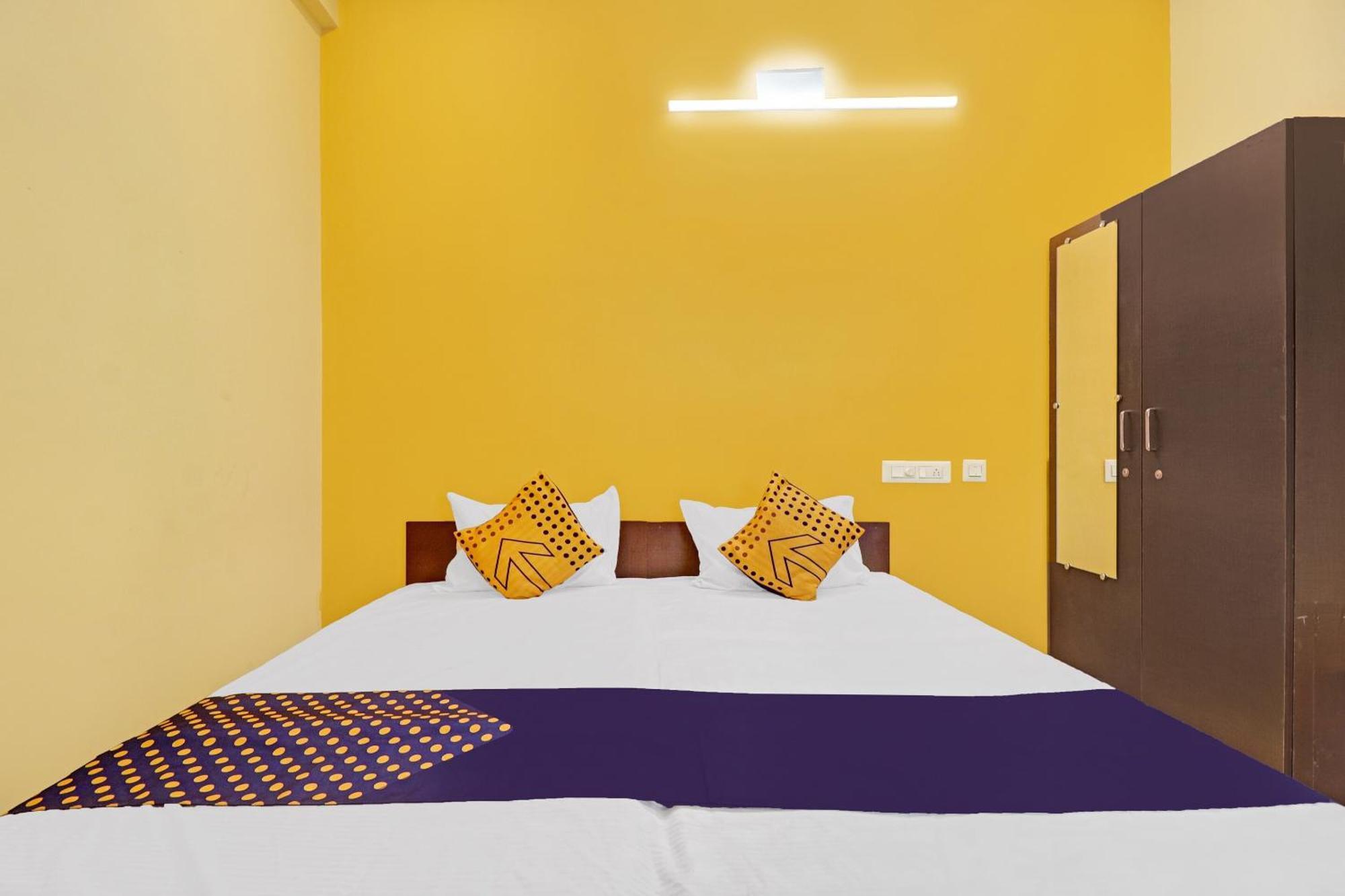 Spot On Kayal Residency Hotel Coimbatore Exterior foto